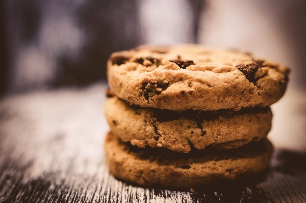 Comment faire des cookies aux pépites de chocolat croquants à l'extérieur et moelleux à l'intérieur?