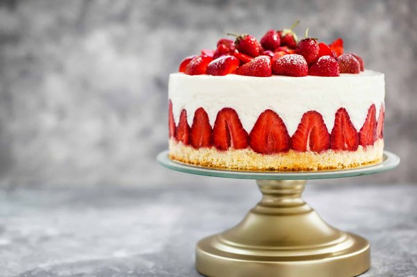 Comment préparer une mousse de fruits rouges avec une texture onctueuse?